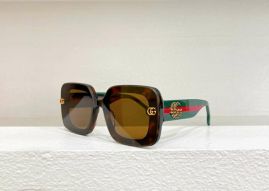 Picture of Gucci Sunglasses _SKUfw57233144fw
